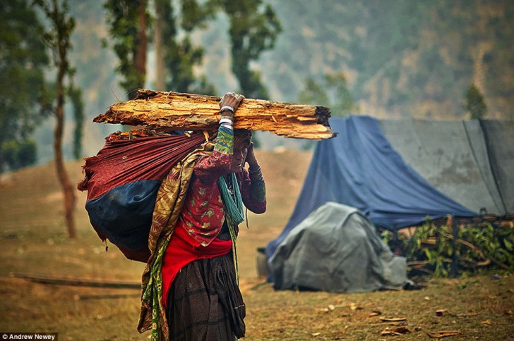 “Последние в своем роде”: как живет последнее поколение первобытного племени в Непале 42