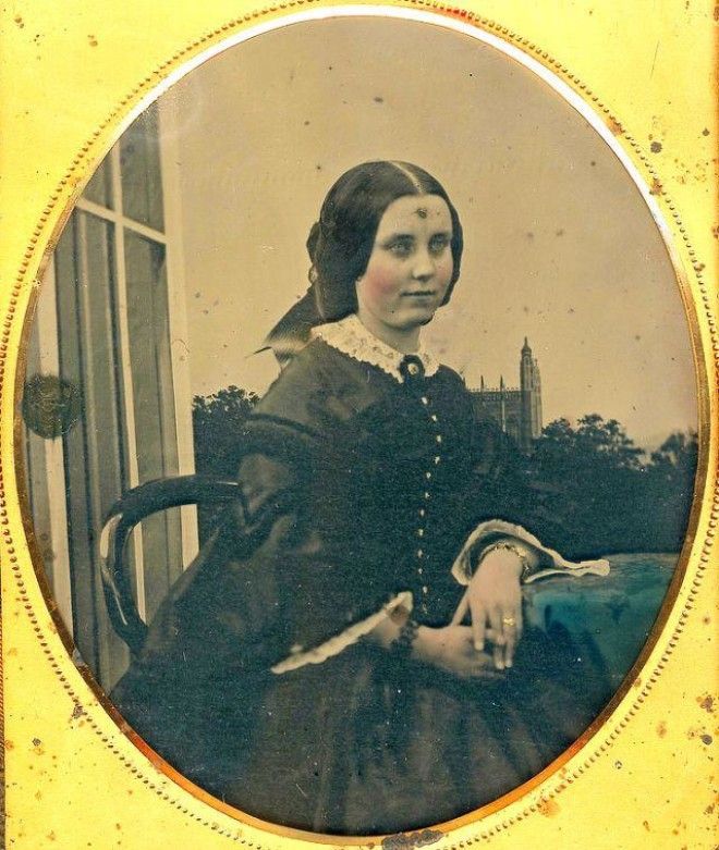 20 колорированных ретро-фото: как выглядели девушки-подростки в XIX веке 46