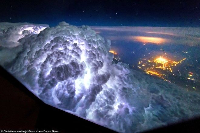 Потрясающие фотографии, сделанные из кабины авиалайнера 35