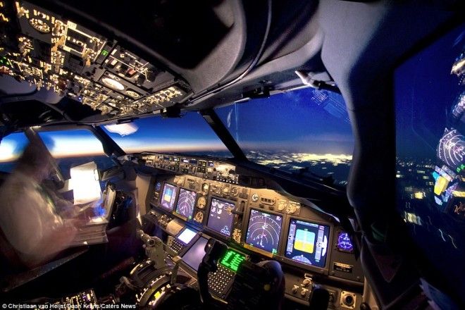 Потрясающие фотографии, сделанные из кабины авиалайнера 44