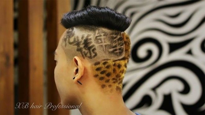 Китайский парикмахер превращает состриженные волосы в произведения искусства 43