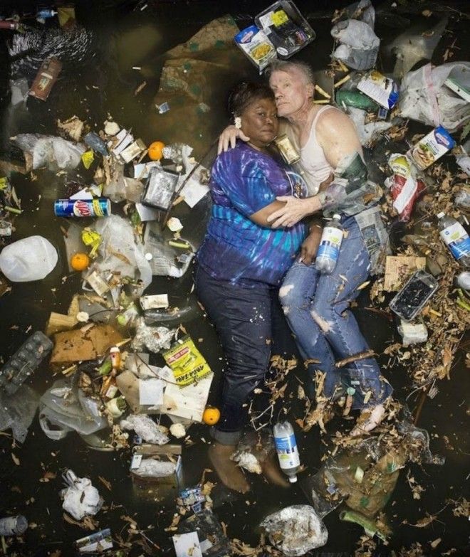 Шокирующие фото: сколько мусора производит человек всего за неделю 40