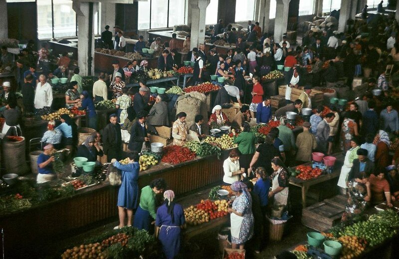 15+ жизненных фотографий о том, как мы ходили в советские магазины 118