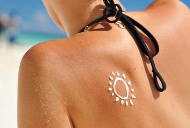 Как защититься от рака под жарким летним солнцем? 4 факта от онколога