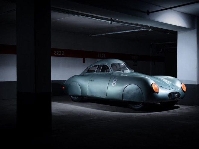 S8 раритетных фото самого старого в мире Porsche
