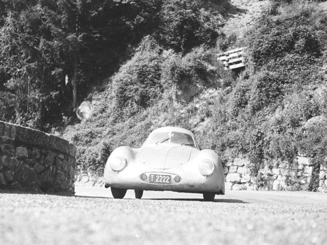 S8 раритетных фото самого старого в мире Porsche