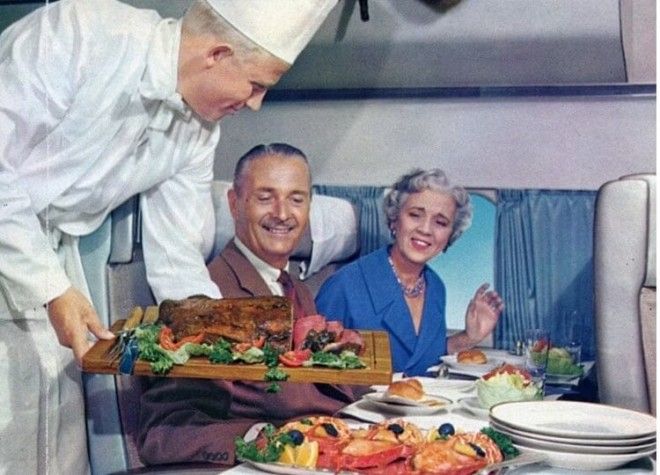 Вот как кормили в самолетах 50 лет назад! 36
