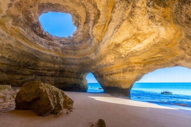 Нерукотворная красота: 12 самых удивительных пещер мира 37