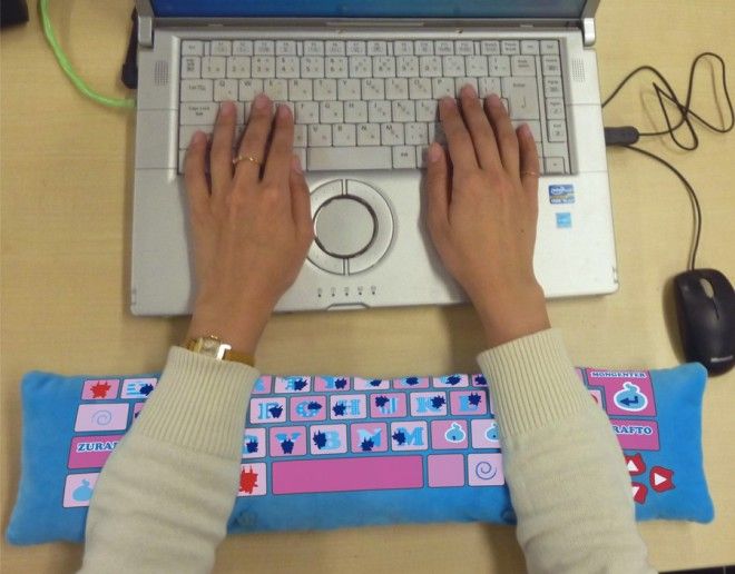 Подушки для здоровой работы за компьютером — новый хит японских офисов 39