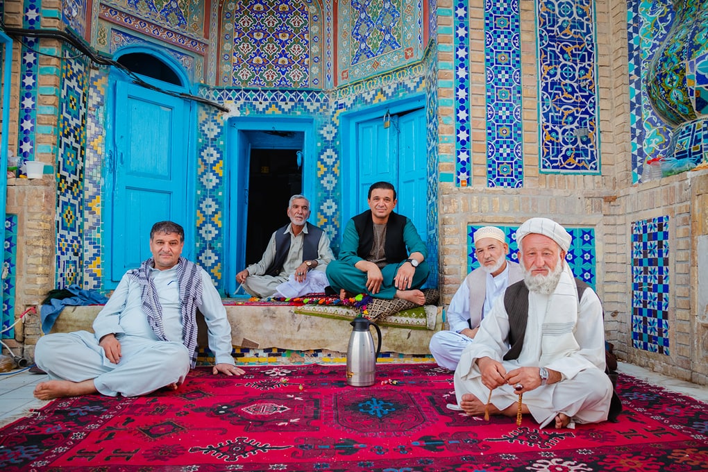 Фотограф из Голландии ломает стереотипы и показывает, как на самом деле живут люди в Афганистане 100