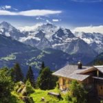 За переезд в альпийскую деревню швейцарцы заплатят желающим 70 000 доларов
