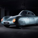 8 раритетных фото самого старого в мире Porsche