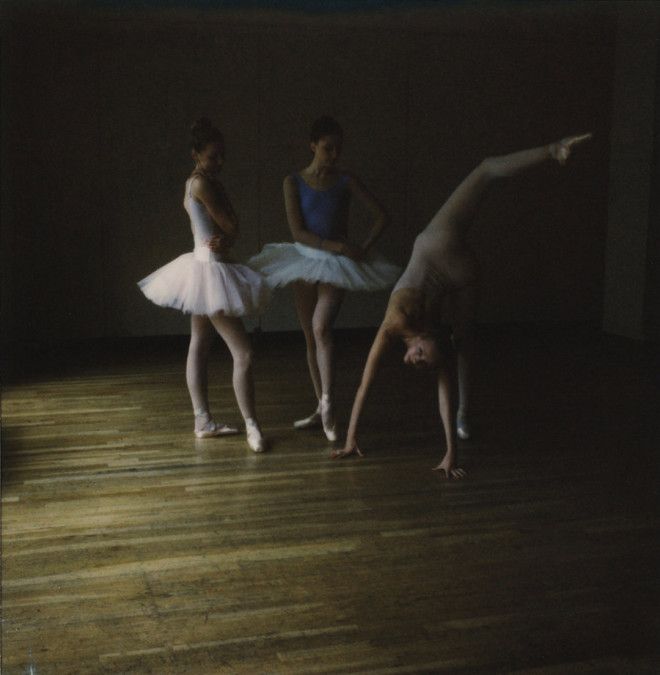 Дерзкие, изящные, нежные: фотограф показала мир балерин 46