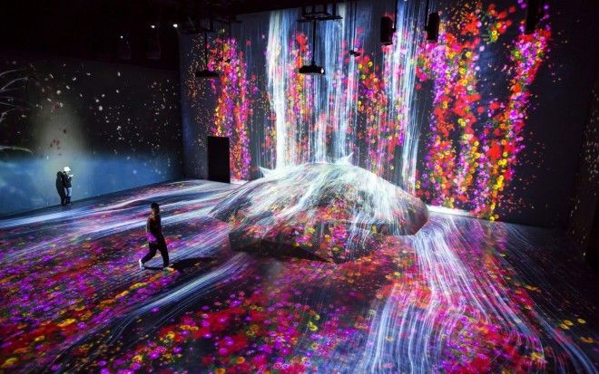 В Японии открыли первый в мире интерактивный музей цифрового искусства 31