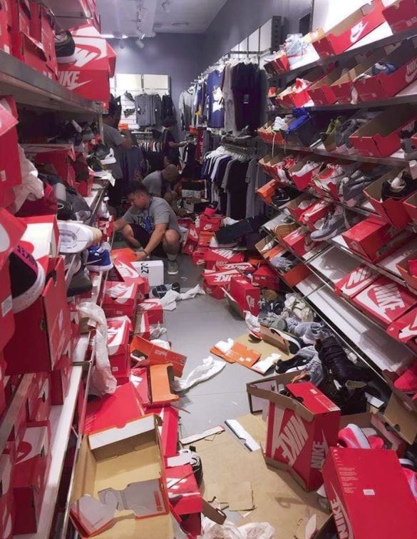 «Культура шоппига»: почему филиппинцы ведут себя в магазинах примерно так? 15