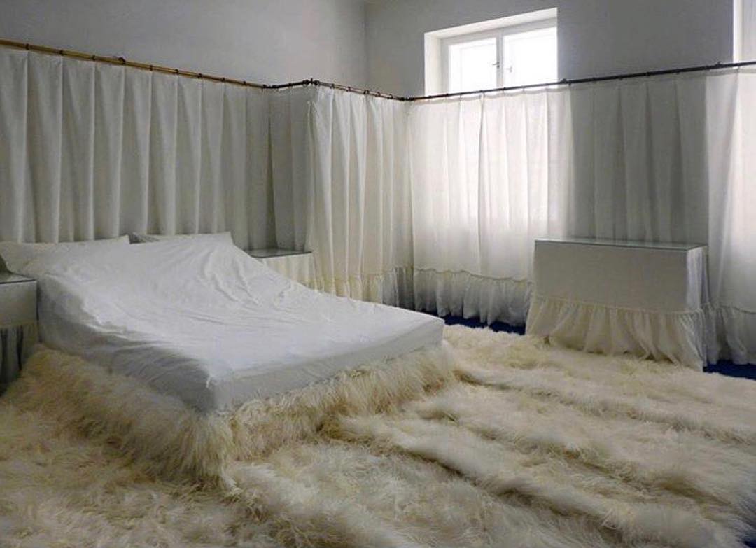 15 спален с таким трешовым дизайном, что уснуть там вряд ли получится 50