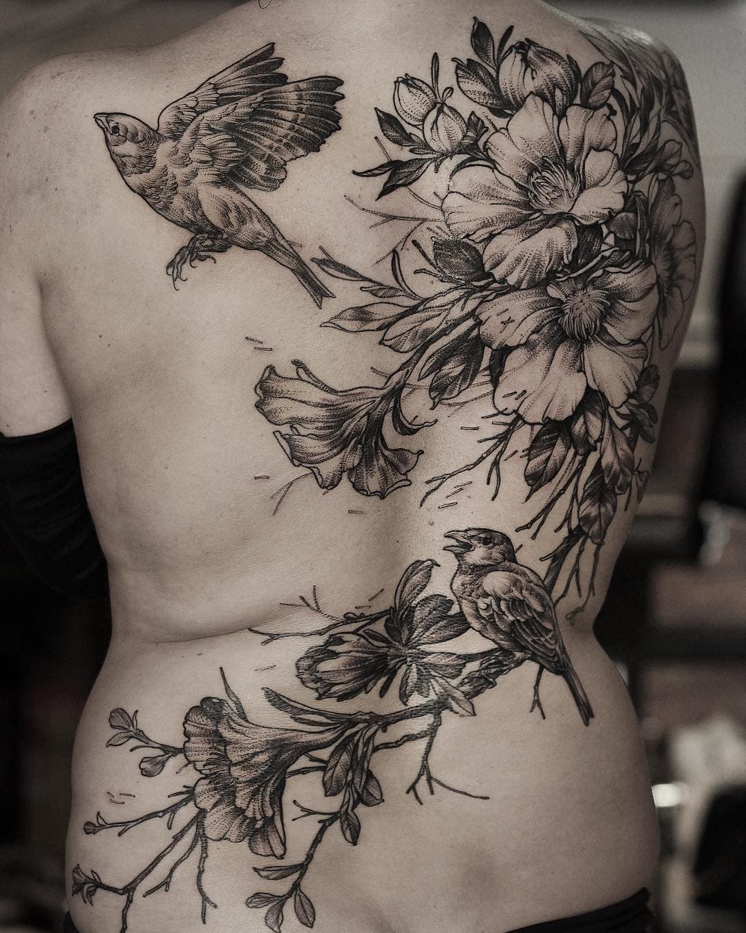 20 крутых татуировок на спине, которые впечатляют своим размахом 72