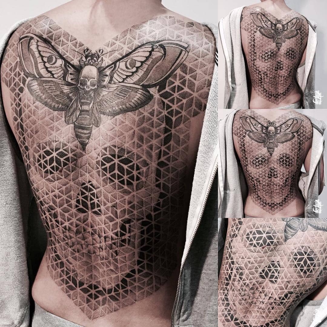 20 крутых татуировок на спине, которые впечатляют своим размахом 74