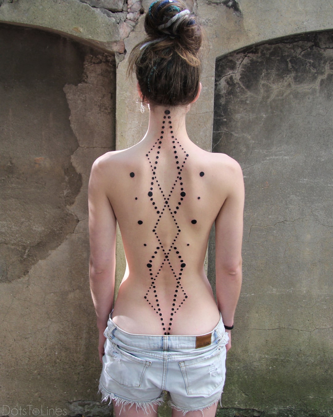 20 крутых татуировок на спине, которые впечатляют своим размахом 76