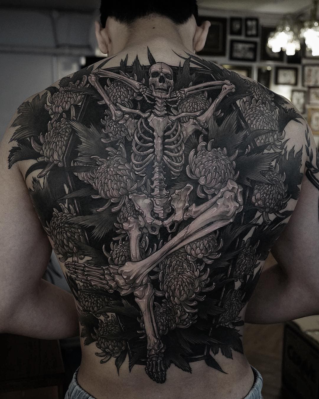 20 крутых татуировок на спине, которые впечатляют своим размахом 75