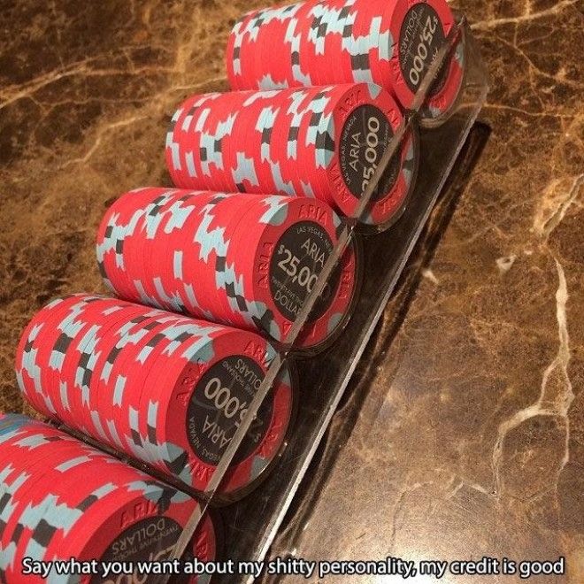Роскошная жизнь профессионального игрока в покер 83