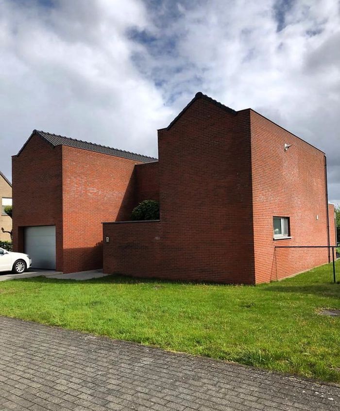 Бельгиец создал Инстаграм, в котором показывает, что самые нелепые дома построены в его стране 94
