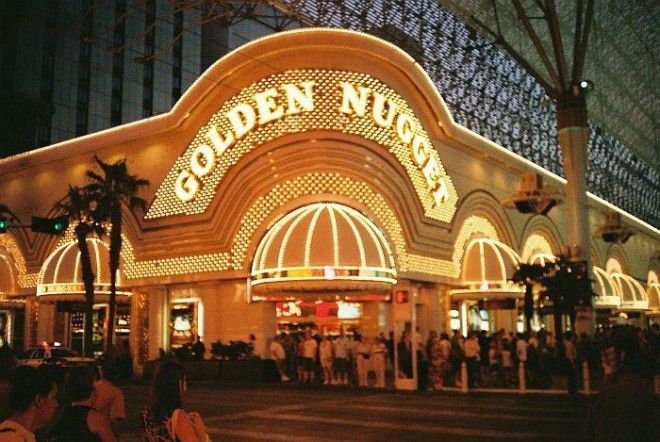 Один из самых шикарных отелей Лас-Вегаса 40