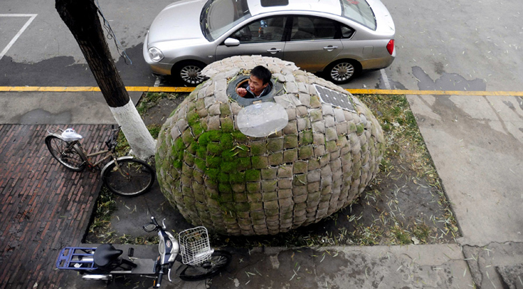 Экономный китаец построил дом-яйцо, чтобы не снимать квартиру 23