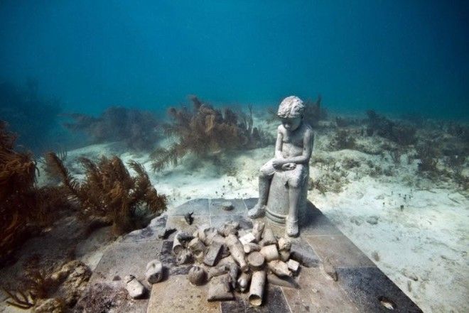 Жуткий и захватывающий подводный музей в Канкуне 41