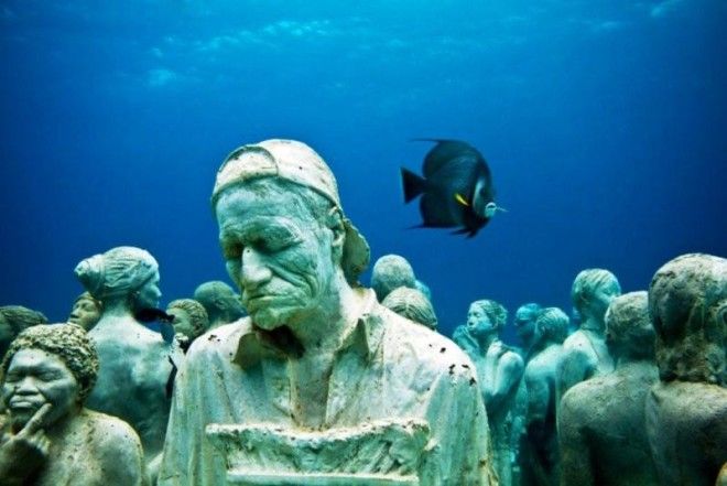 Жуткий и захватывающий подводный музей в Канкуне 35