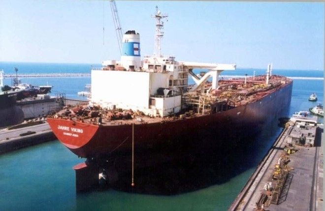 Самый большой танкер в мире 49