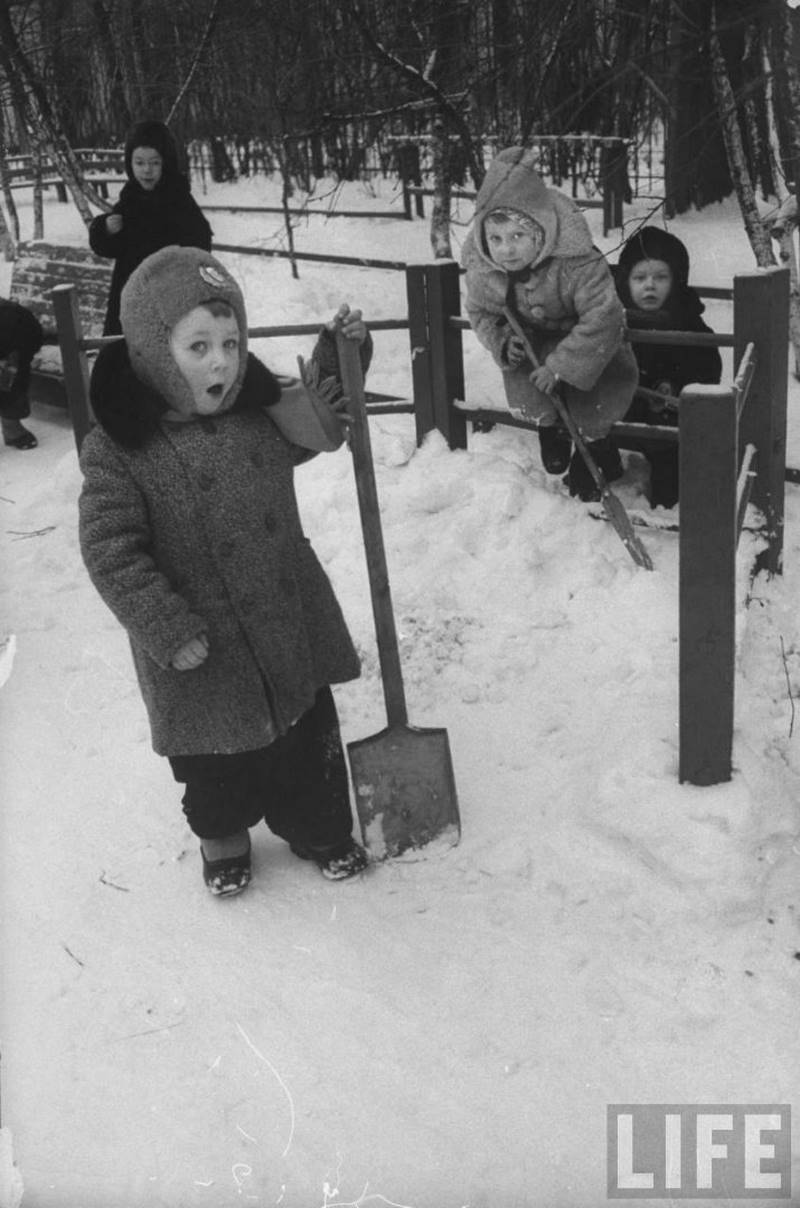 Детский сад из СССР в 1960-ом в объективе иностранного фотографа LIFE 49