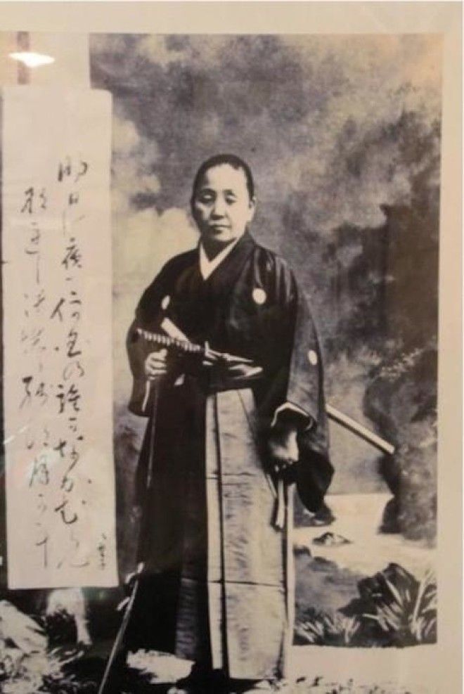 Онно-бугэйся — японские женщины-самураи 37