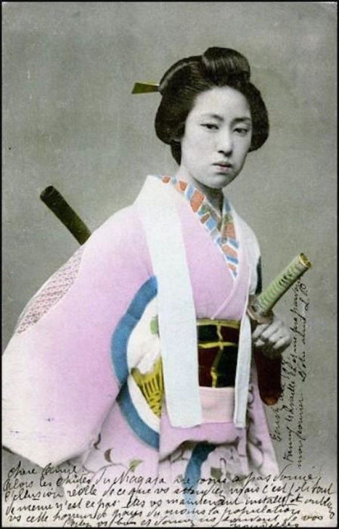Онно-бугэйся — японские женщины-самураи 41