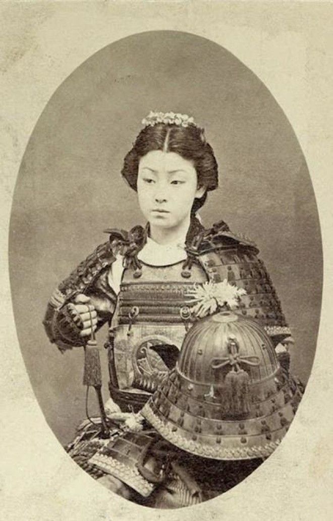 Онно-бугэйся — японские женщины-самураи 42