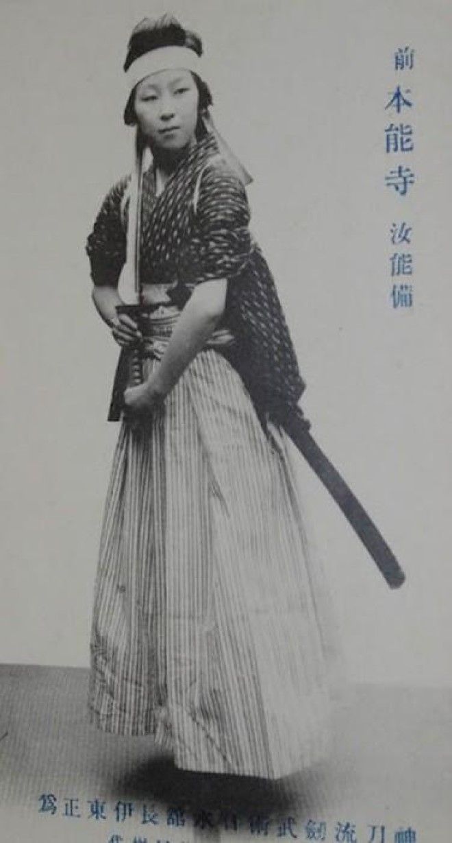 Онно-бугэйся — японские женщины-самураи 43