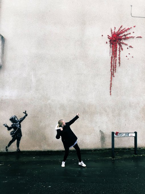 В Англии появилось граффити, посвящённое Дню святого Валентина — многие считают, что его нарисовал Бэнкси 42