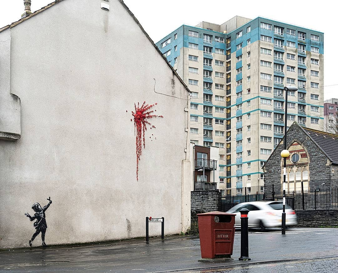 В Англии появилось граффити, посвящённое Дню святого Валентина — многие считают, что его нарисовал Бэнкси 44