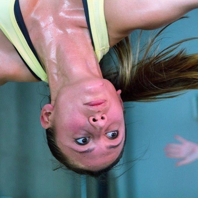 Реальное лицо йоги: фотограф снимает смешные и нелепые лица людей во время занятий йогой 47