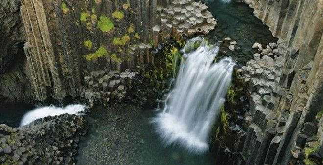 Семь самых удивительных и неправильных водопадов мира 64