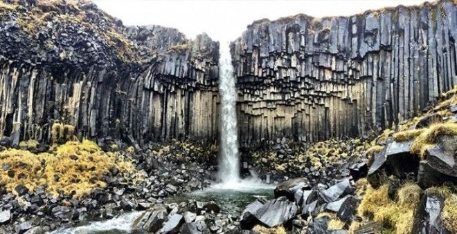Семь самых удивительных и неправильных водопадов мира 47