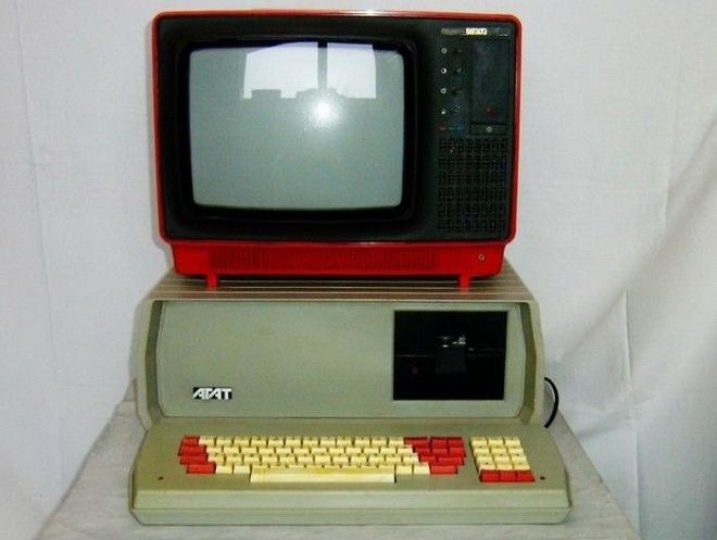 Как выглядели ноутбук, микроволновка и планшет в СССР 44