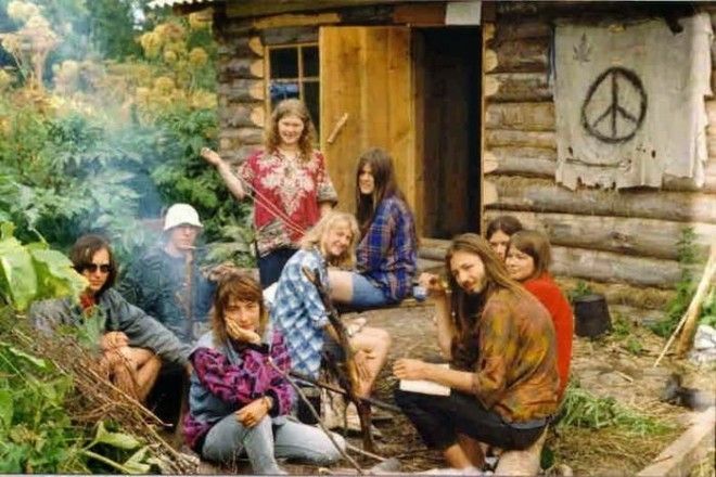 Дети цветов, которые уходили из дома в 70-х годах: редкие цветные фотографии коммуны хиппи 36