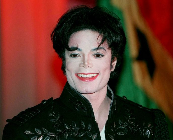 Очевидцы вспоминают, как выглядел Майкл Джексон без накладного носа 15