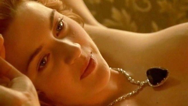 Топ-12 самых скандальных эротических сцен в истории кинематографа 47