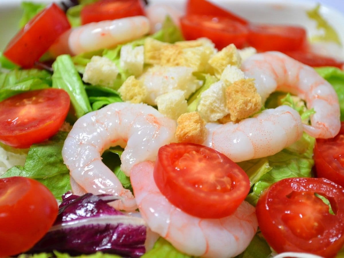 10 самых вкусных салатов с кальмарами 37