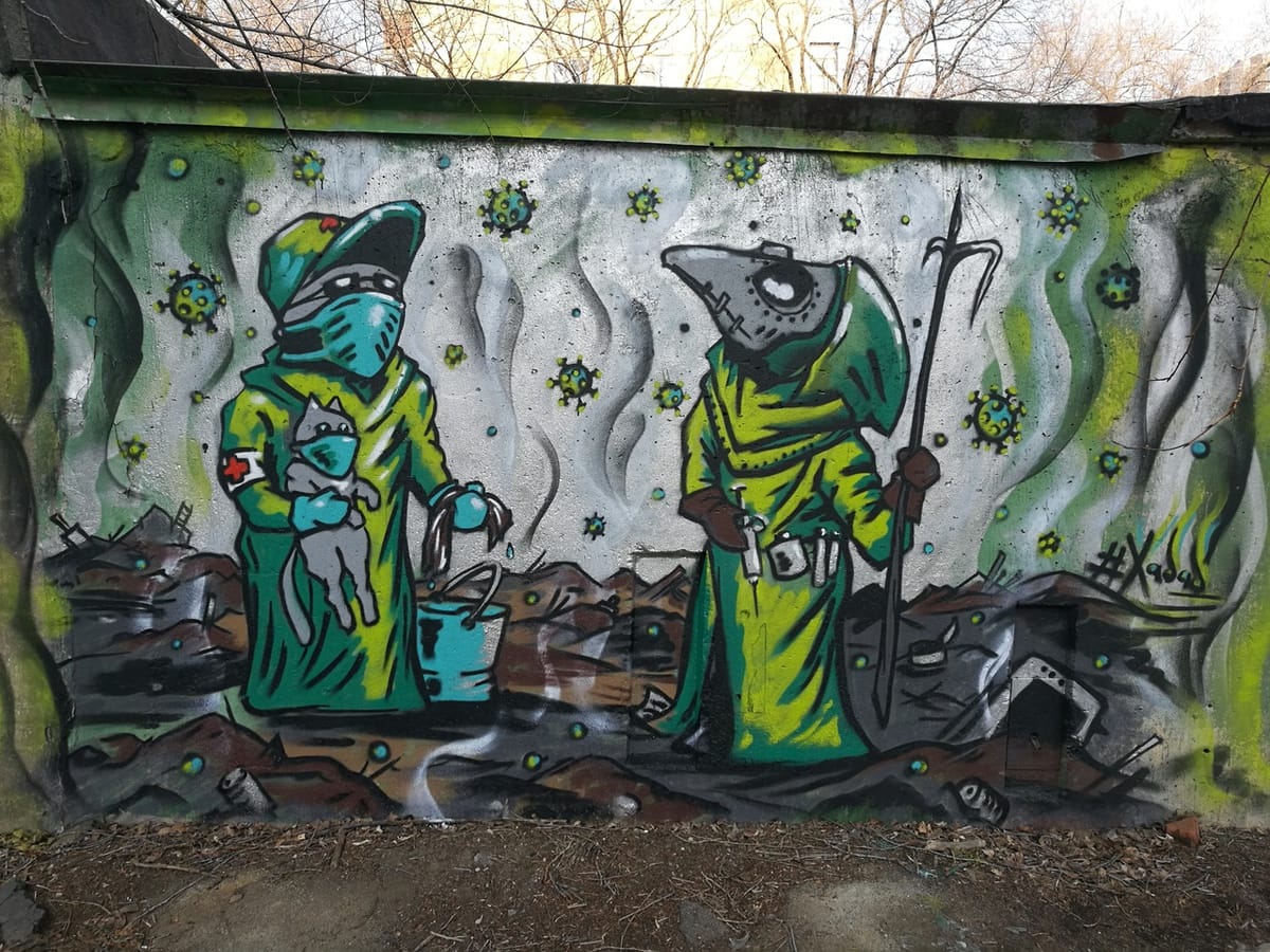 Даже стены говорят о карантине: уличные художники из разных точек мира посвящают граффити коронавирусу 67