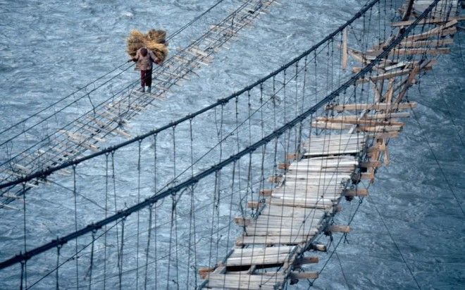 Топ-10 самых опасных мостов в мире 39
