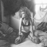 Стрип-клубы, трансвеститы и KKK: неспокойные 80-е в США в фотографиях культового фотографа