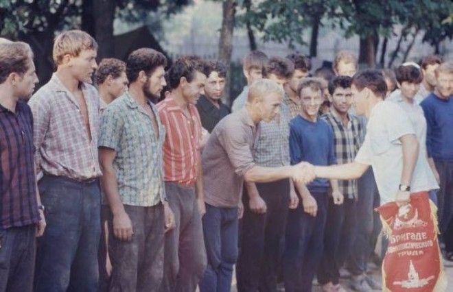 Повседневная жизнь советских людей в 60-е 48